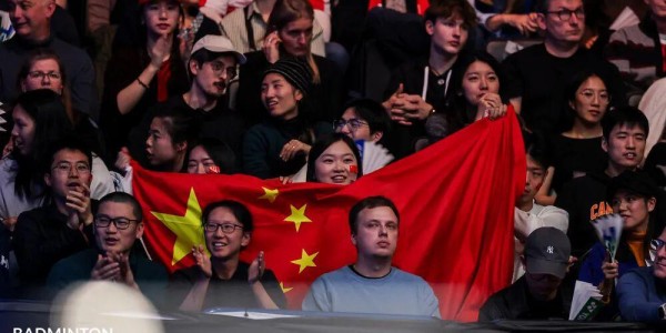 全英赛王祉怡、谭宁/刘圣书登顶，携手打破国羽两单项七年冠军荒
